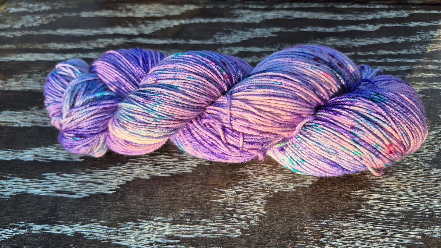 Poprocks - 80% fine superwash Merino 10% white yak 10% mullberry silk