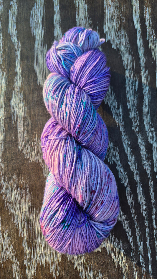 Poprocks - 80% fine superwash Merino 10% white yak 10% mullberry silk